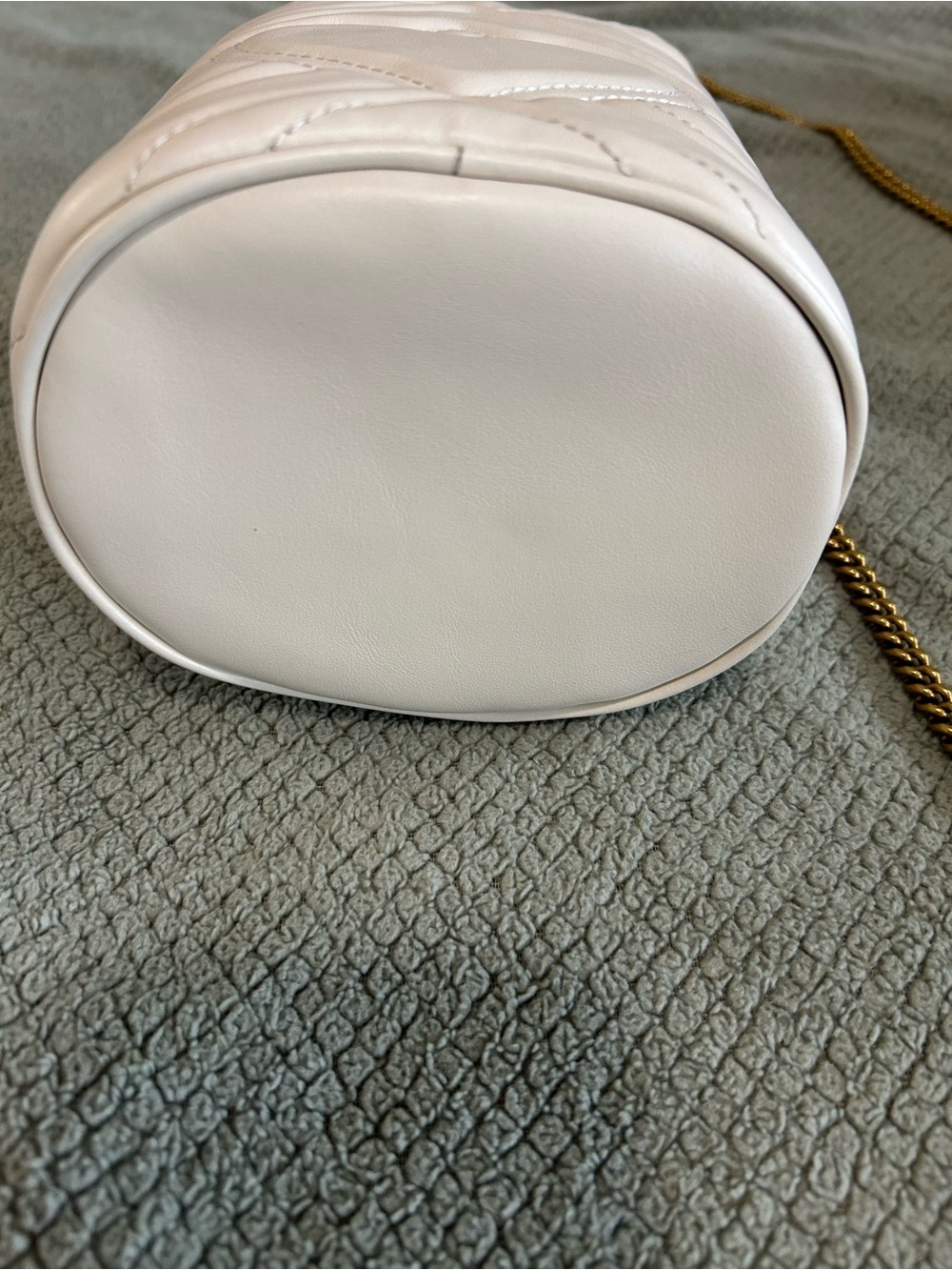 Gucci GG Marmont Mini Bucket Bag - Picture 6 of 12